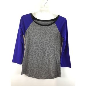 Ammerican Eagle animal print long sleeves top